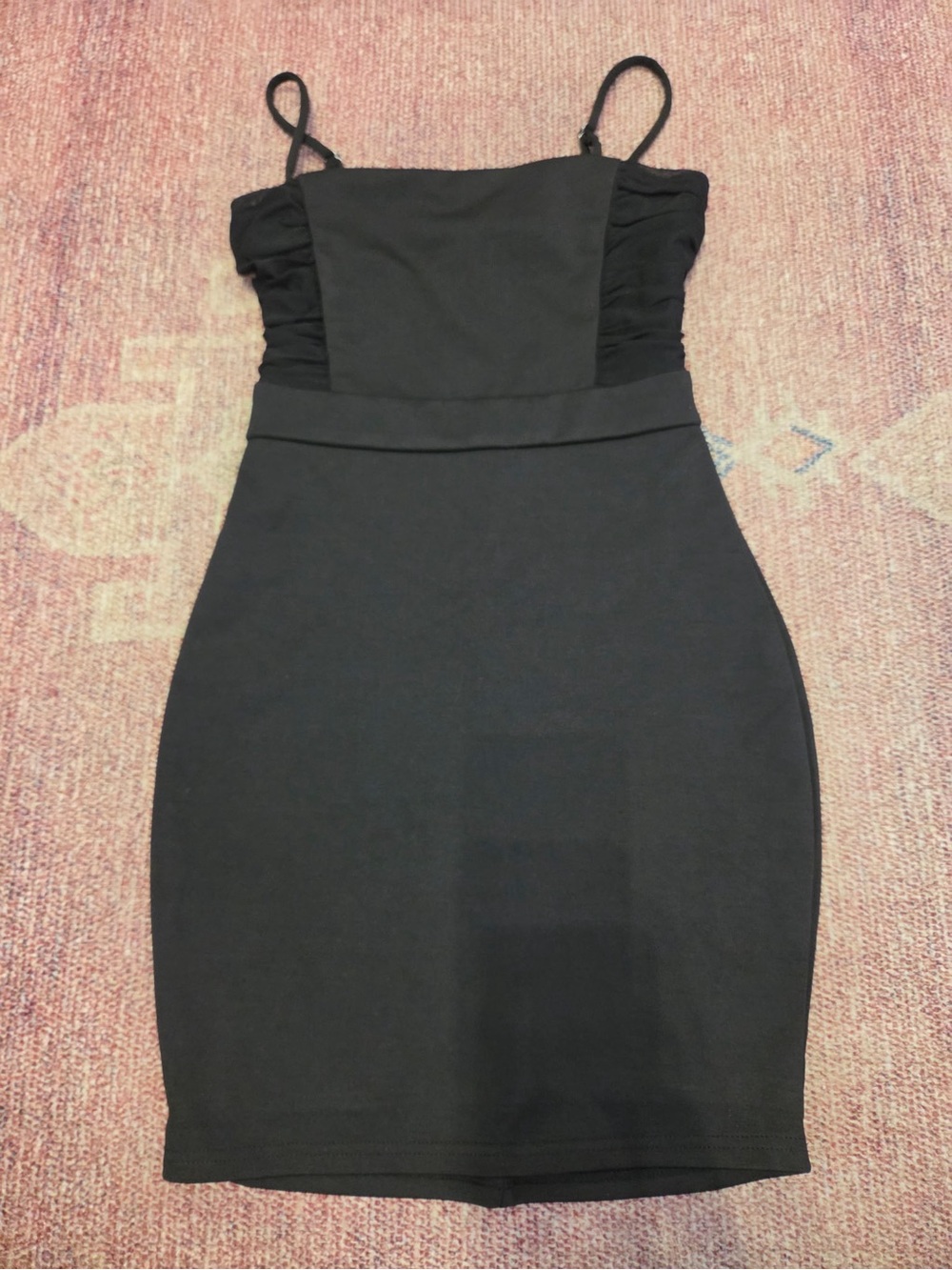 Windsor LBD ruched bodice strappy mini bodycon dress fully lined size small